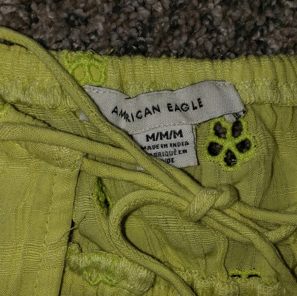 American Eagle Outfitters| Eyelet Tie Front Floral Camisole - Picture 4 of 7